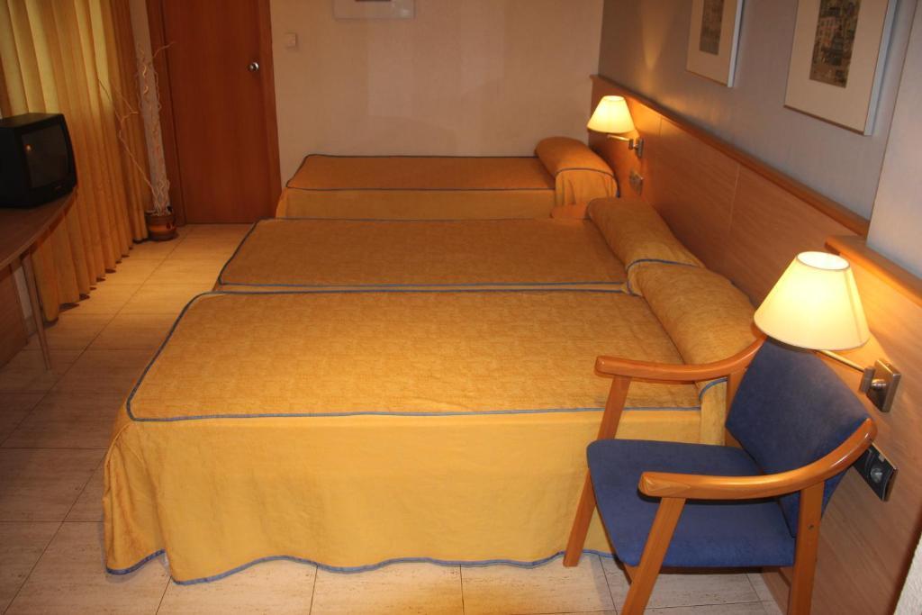 Hotel Marbella Benidorm Bilik gambar
