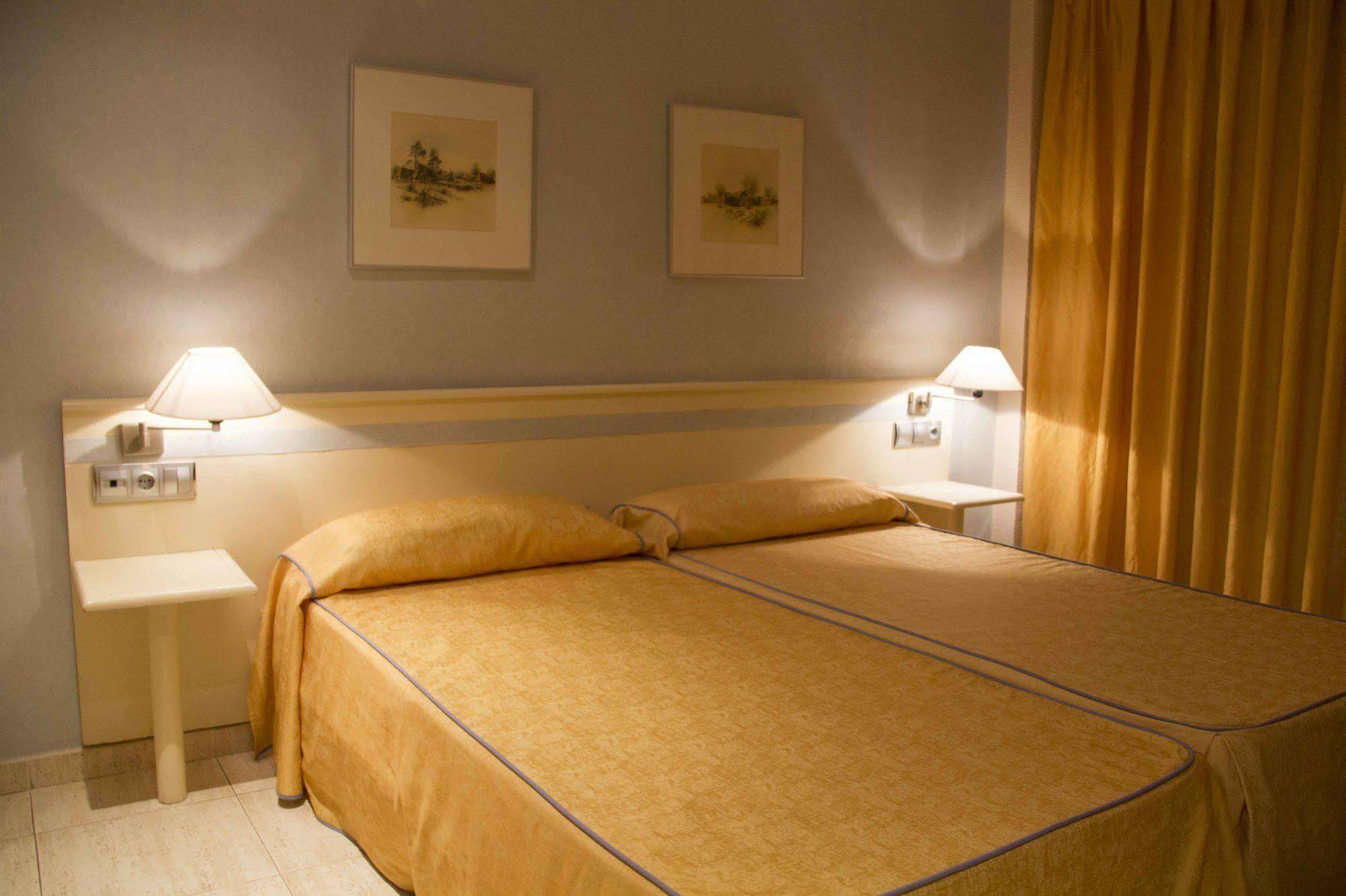 Hotel Marbella Benidorm Luaran gambar
