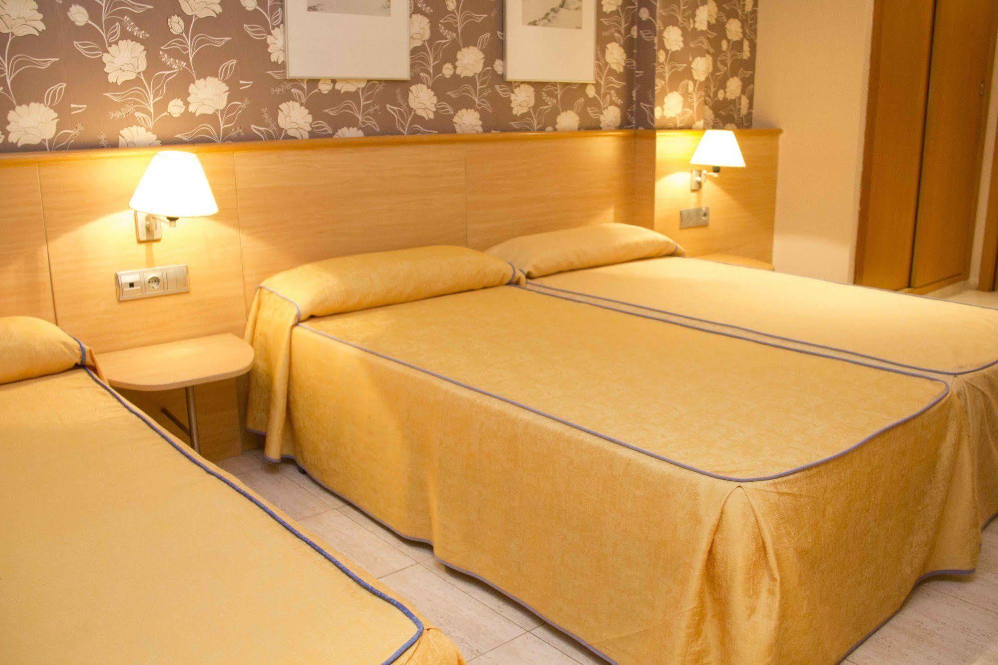 Hotel Marbella Benidorm Luaran gambar